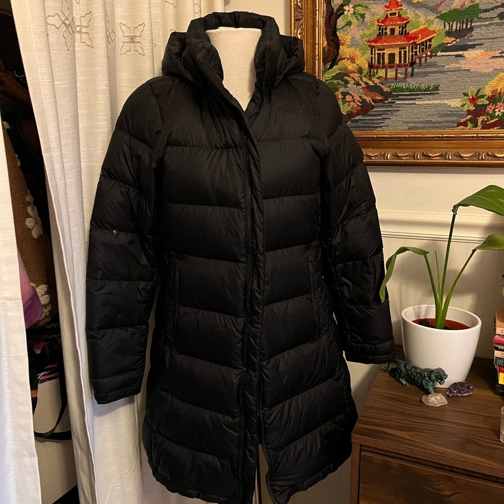 North Face women’s puffy coat size medium - Picture 1 of 1